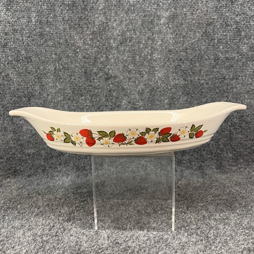 VTG Sheffield Strawberries 'N Cream 12" Au Gratin Baking Dish Japan